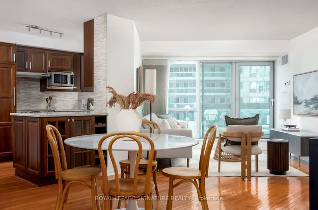Additional image 12 of 10 Yonge St Unit 413