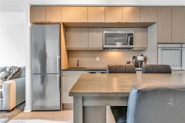 Additional image 12 of 10 York St Unit 2713