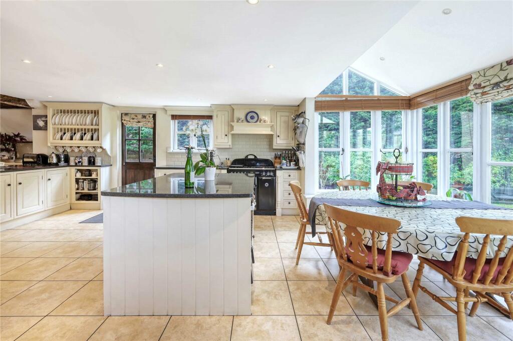 Additional image 31 of Stebbing Road, Felsted, CM6