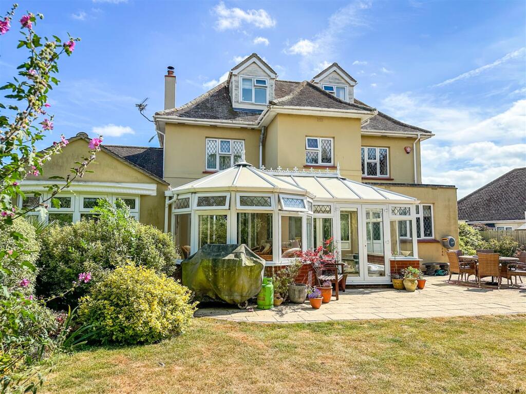 Additional image 36 of First Avenue, East Clacton, Essex