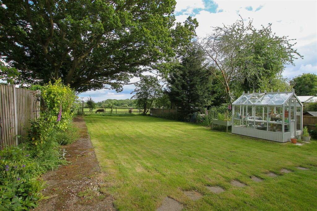 Additional image 22 of Blackmore Road, Doddinghurst, Brentwood