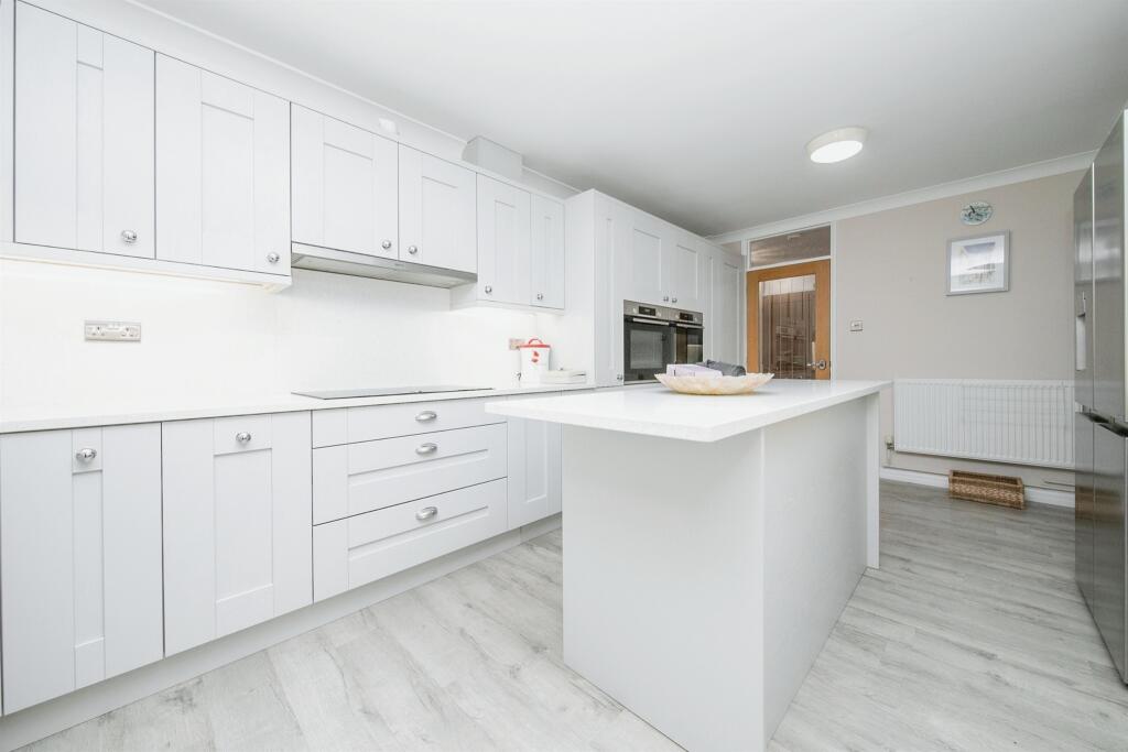 Additional image 4 of Leas Road, Clacton-On-Sea