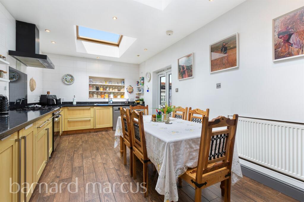 Additional image 14 of Bond Road, Mitcham