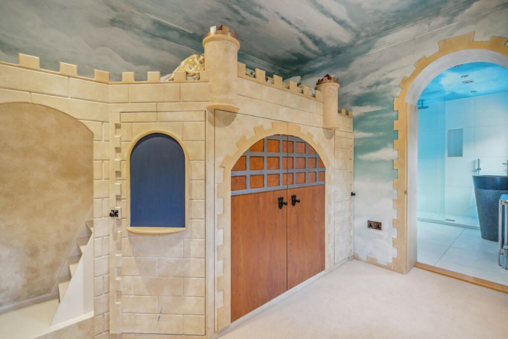 Additional image 23 of Shirley Hills Road, Shirley, CR0