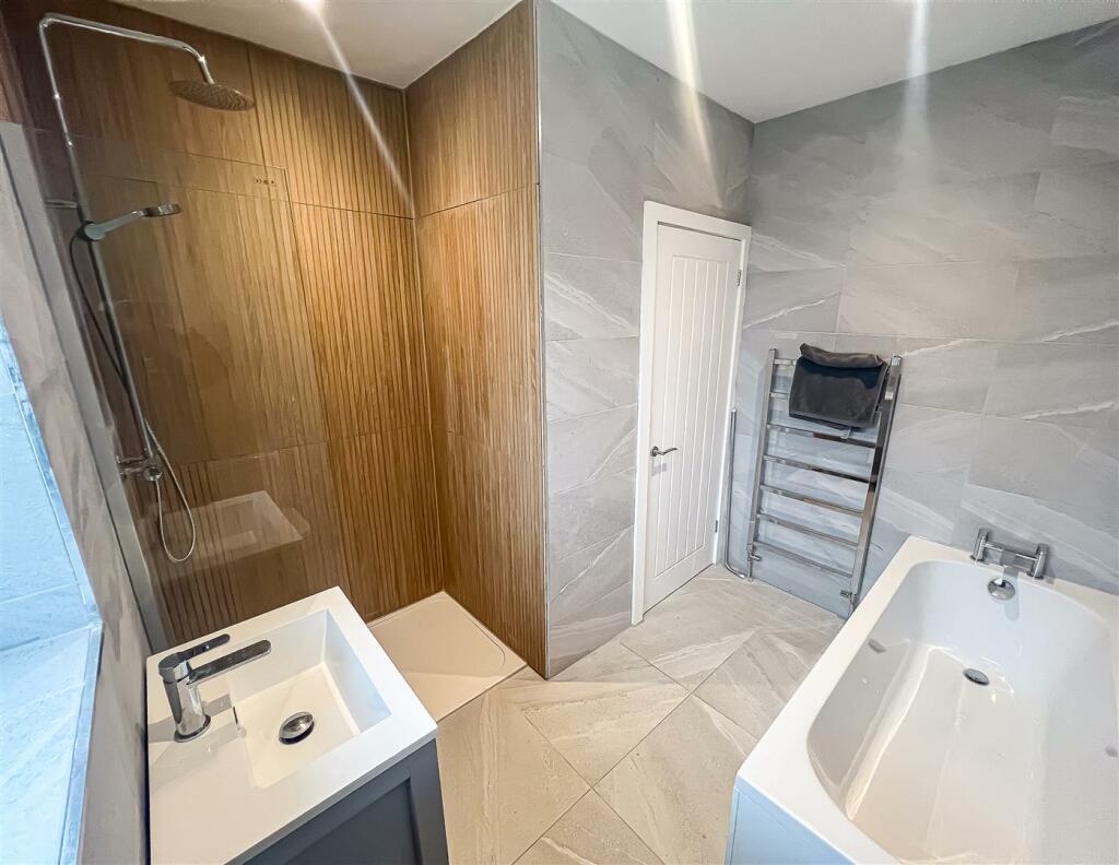 Additional image 9 of Beatrice Road, Walton On The Naze