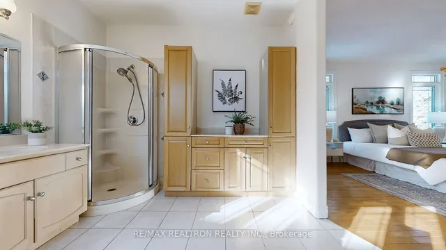 Additional image 16 of 520 Falconridge Cres