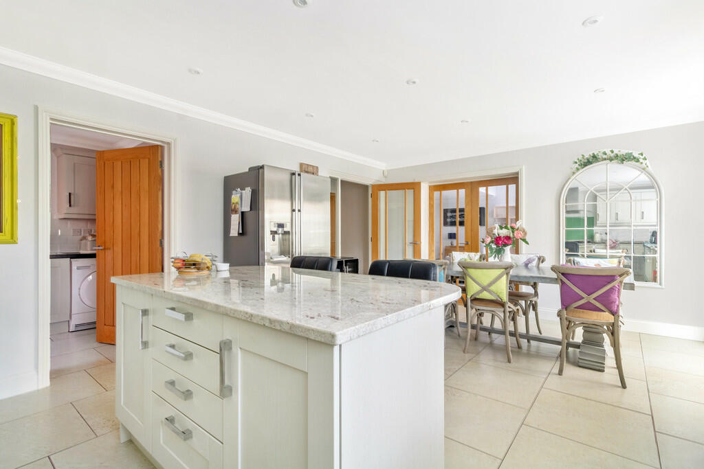 Additional image 14 of Salis Close, Tiptree