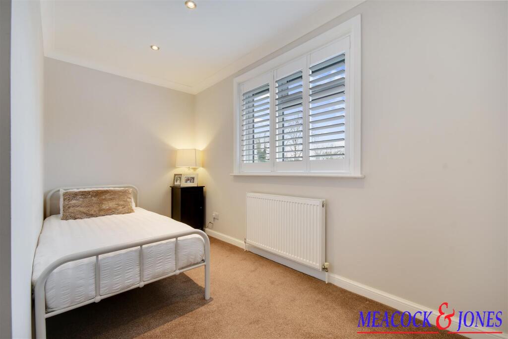 Additional image 22 of Tye Common Road, Billericay