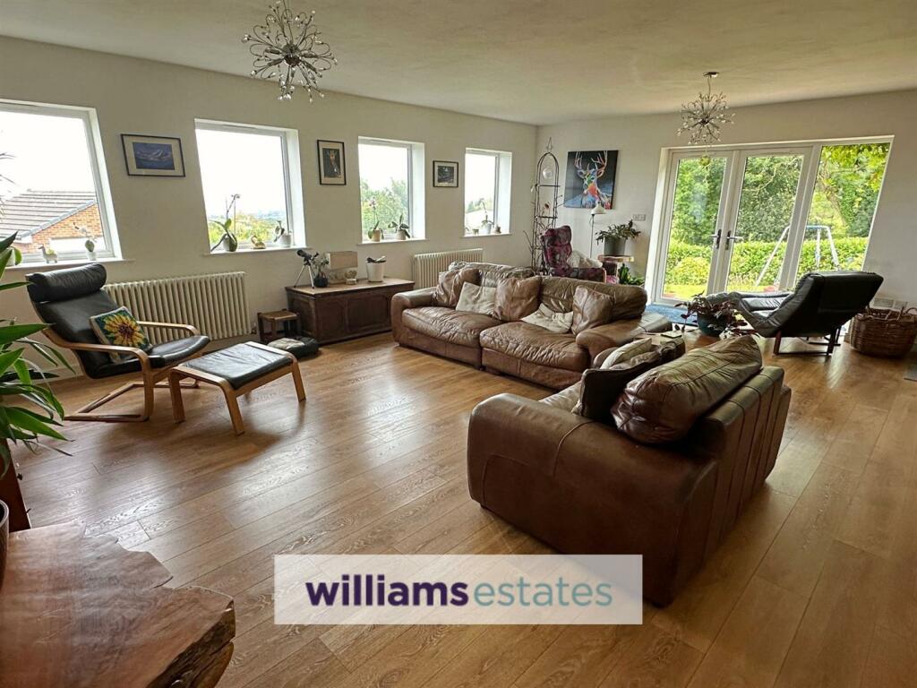 Additional image 6 of Halkyn Hall Estate, Holywell