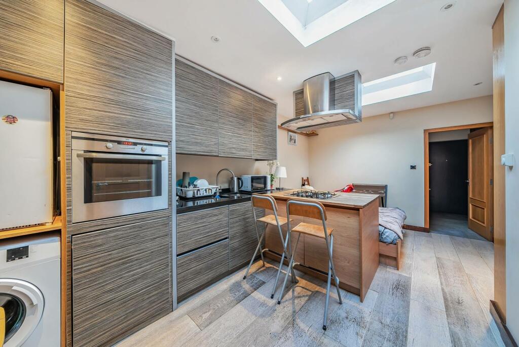 Additional image 7 of Bramcote Avenue, Mitcham, CR4