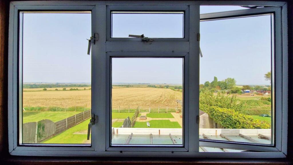 Additional image 20 of Kirby Road, Walton On The Naze