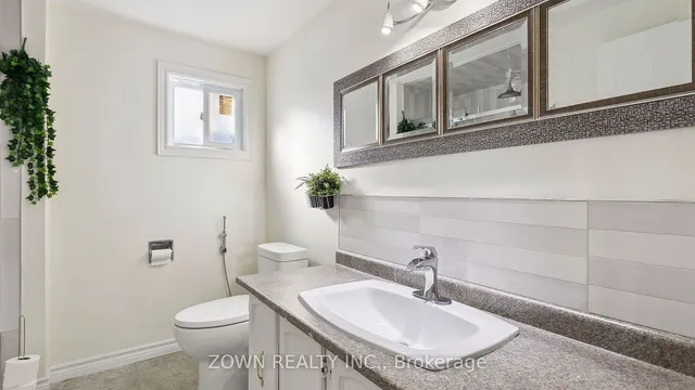 Additional image 25 of 33 Dafoe Cres