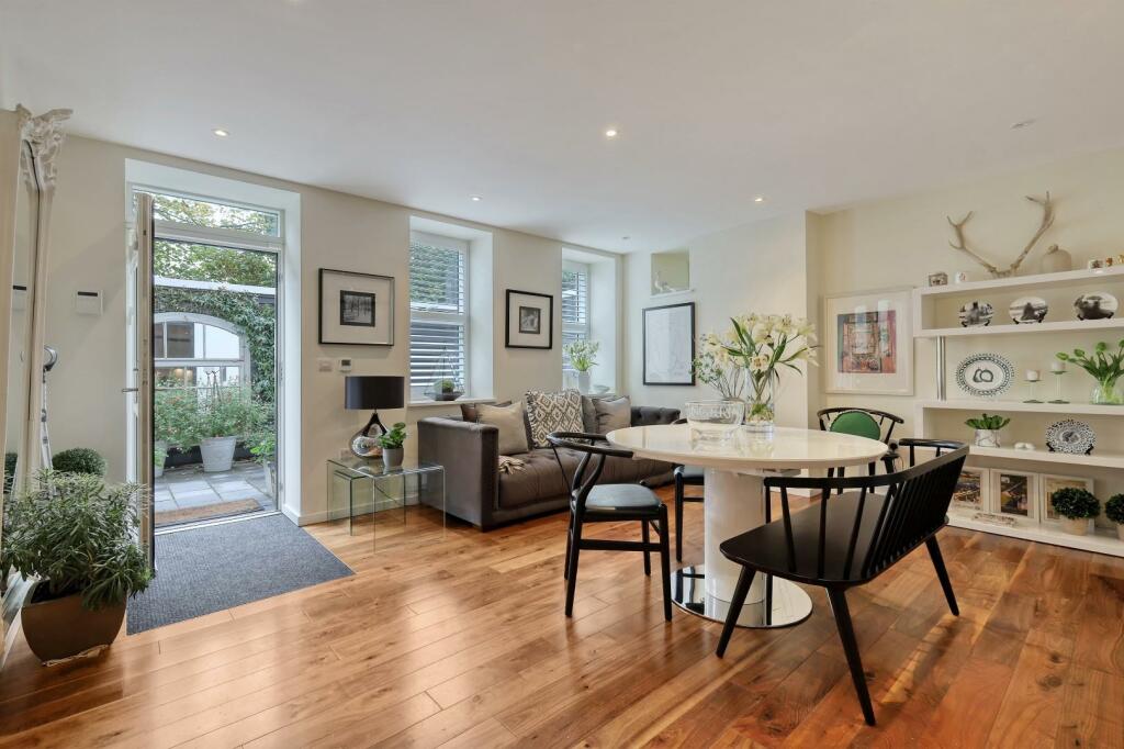 Additional image 5 of Piercing Hill, Theydon Bois,