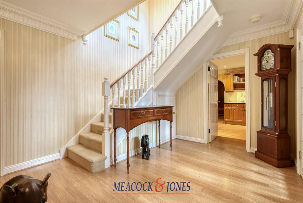 Additional image 7 of Hutton Gate, Hutton Mount, Brentwood