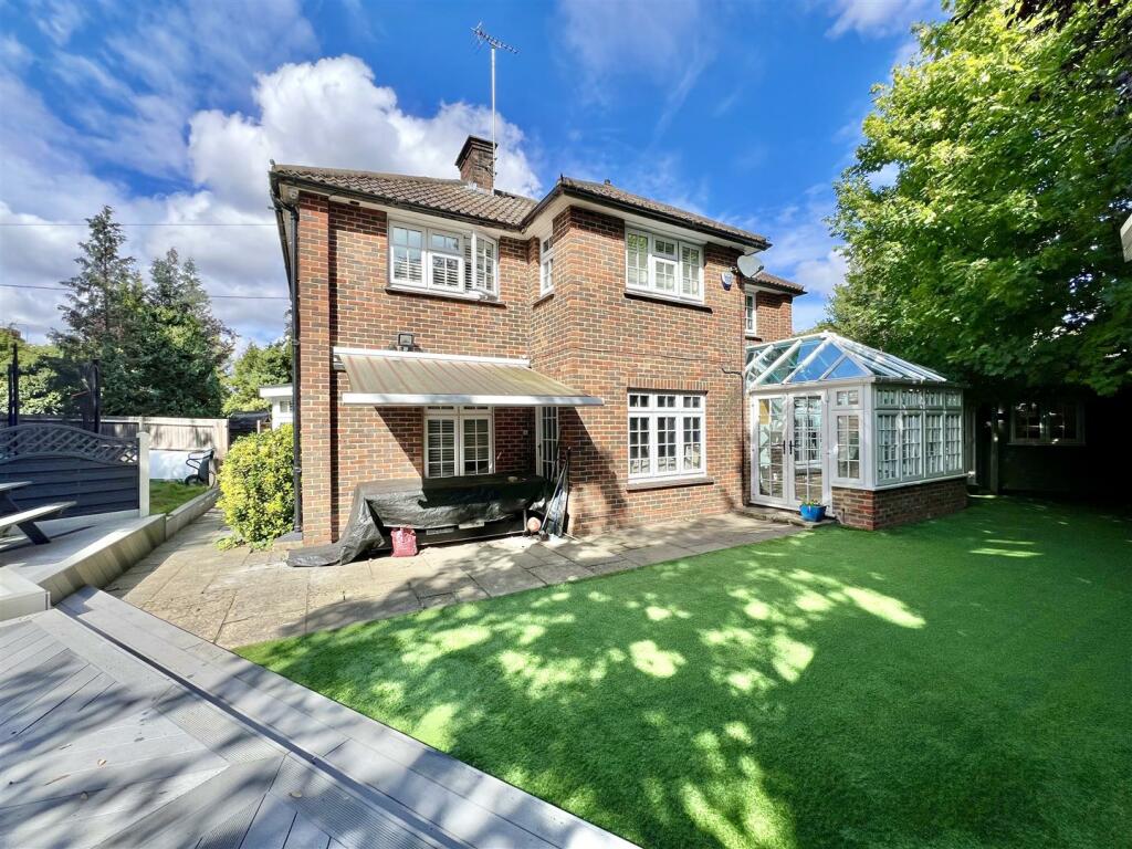 Additional image 25 of Lodge Road, Writtle, Chelmsford