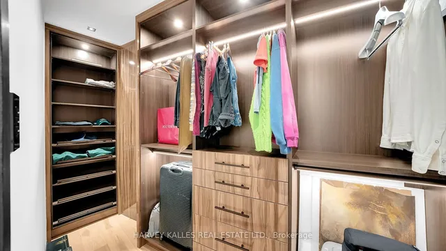 Additional image 23 of 4 Douglas Cres