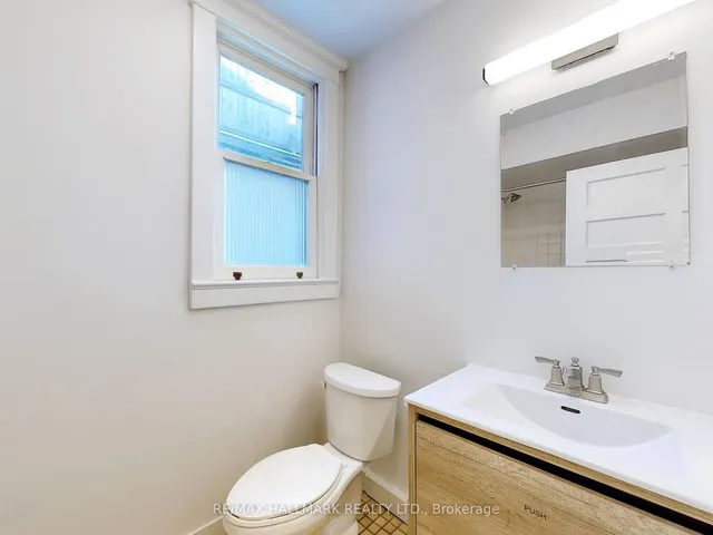 Additional image 35 of 86 Langley Ave