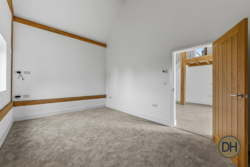 Additional image 21 of Quince Hall Farm, Chelmsford Road, Blackmore, Essex CM4