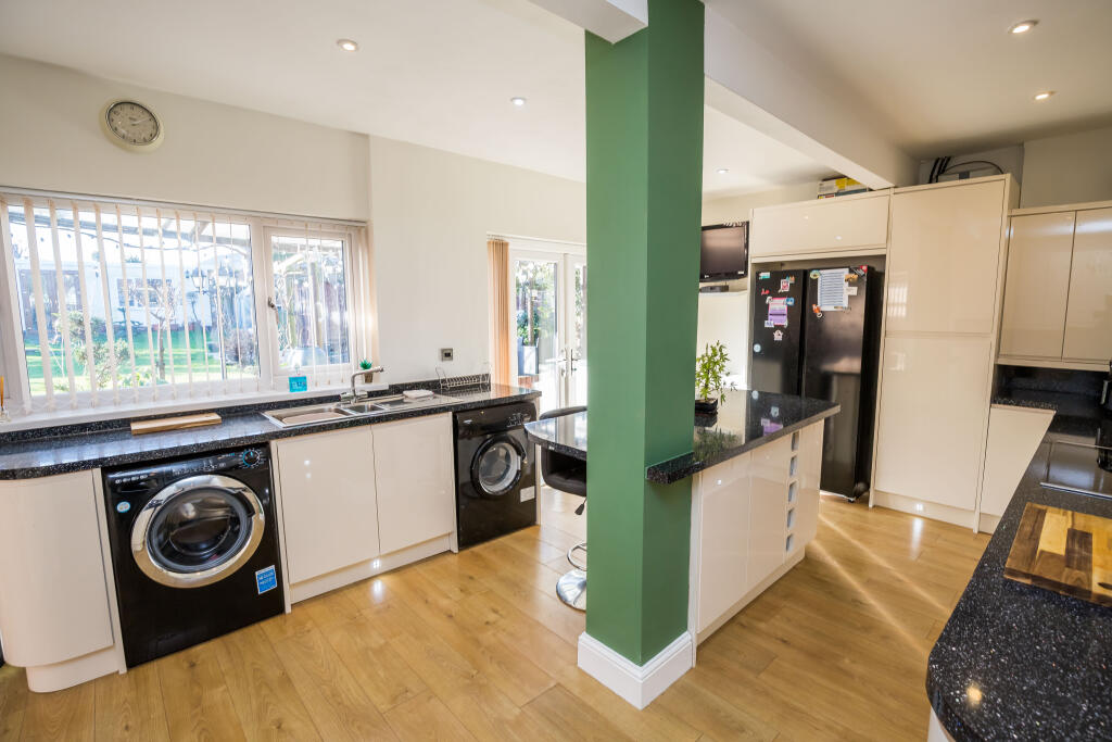 Additional image 5 of Rivacre Road, Ellesmere Port, CH66