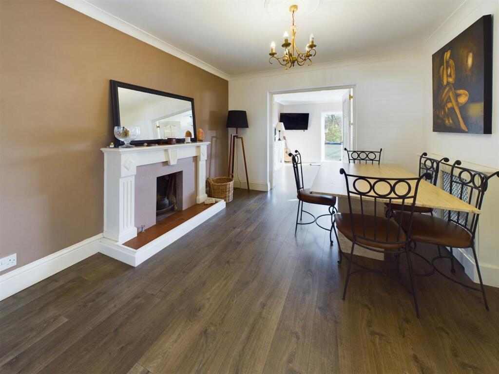 Additional image 4 of St. Margarets Road, Coulsdon