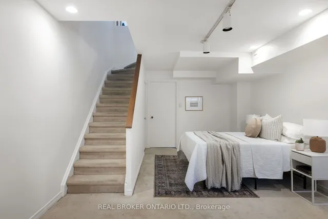 Additional image 22 of 134 Dupont St