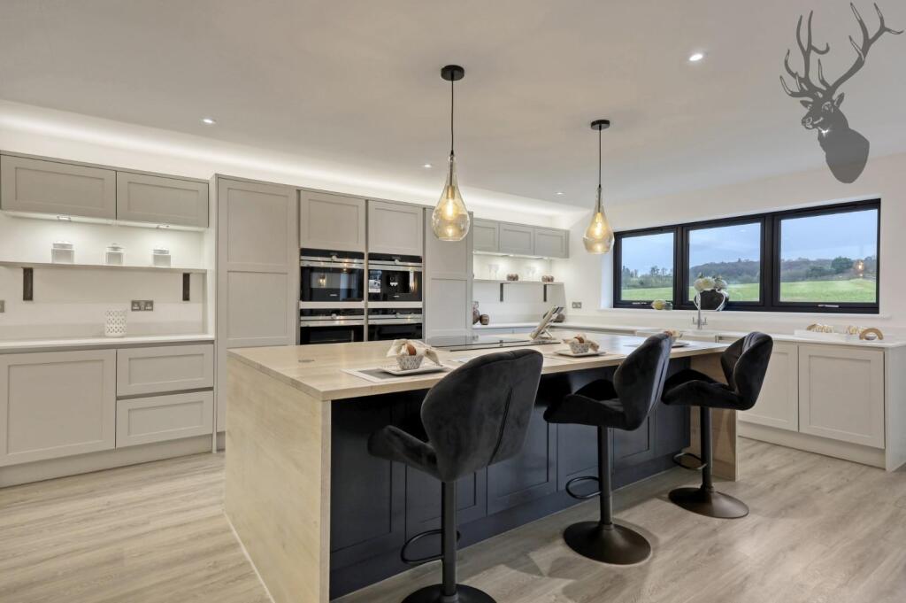 Additional image 6 of Lessington Barn, Theydon Mount