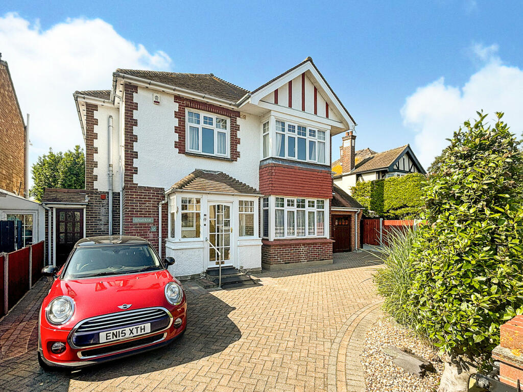 Additional image 12 of Albert Gardens, Clacton-on-Sea, Clacton, CO15