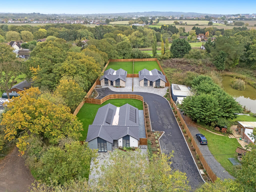 Additional image 15 of Little Burstead, Billericay, CM12