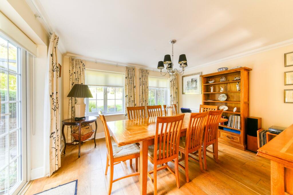 Additional image 4 of Elmfield Way, South Croydon, CR2