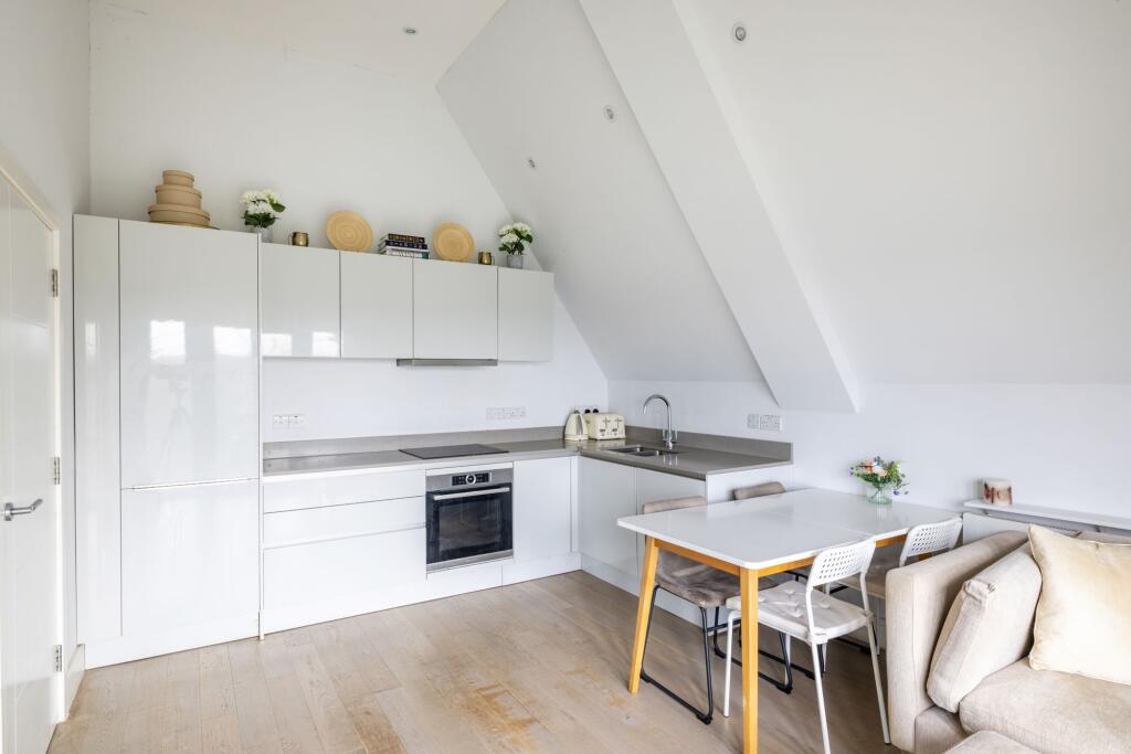 Additional image 4 of Westview Road, Upper Valley View, CR6