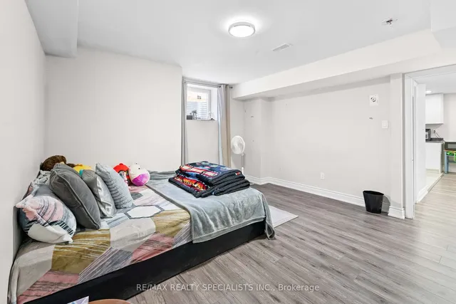 Additional image 32 of 409 Edenbrook Hill Dr