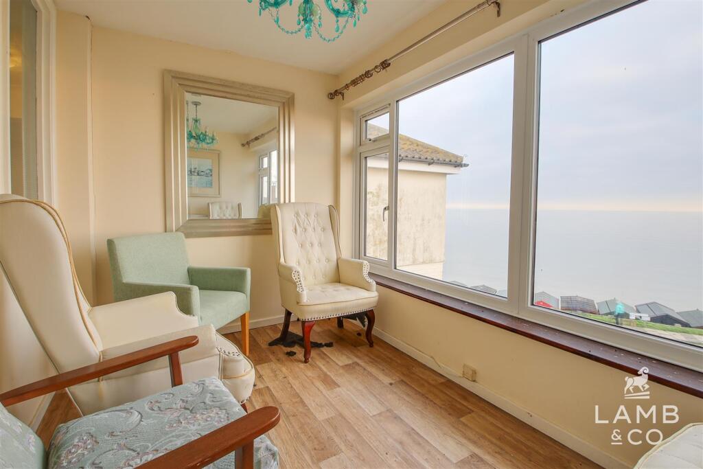 Additional image 4 of Cliff Parade, Walton On The Naze