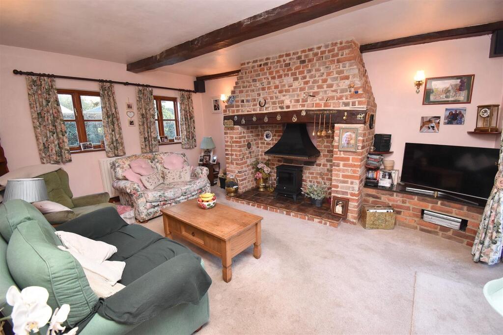 Additional image 2 of Copt Hill, Danbury