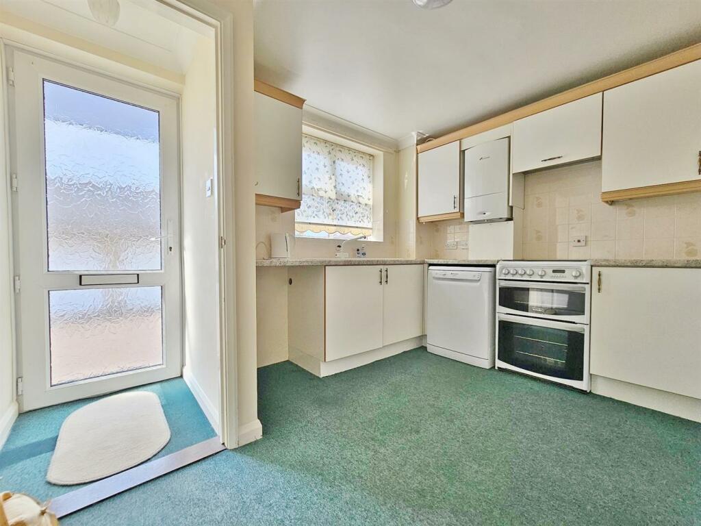 Additional image 3 of Seaview Heights, Walton On The Naze