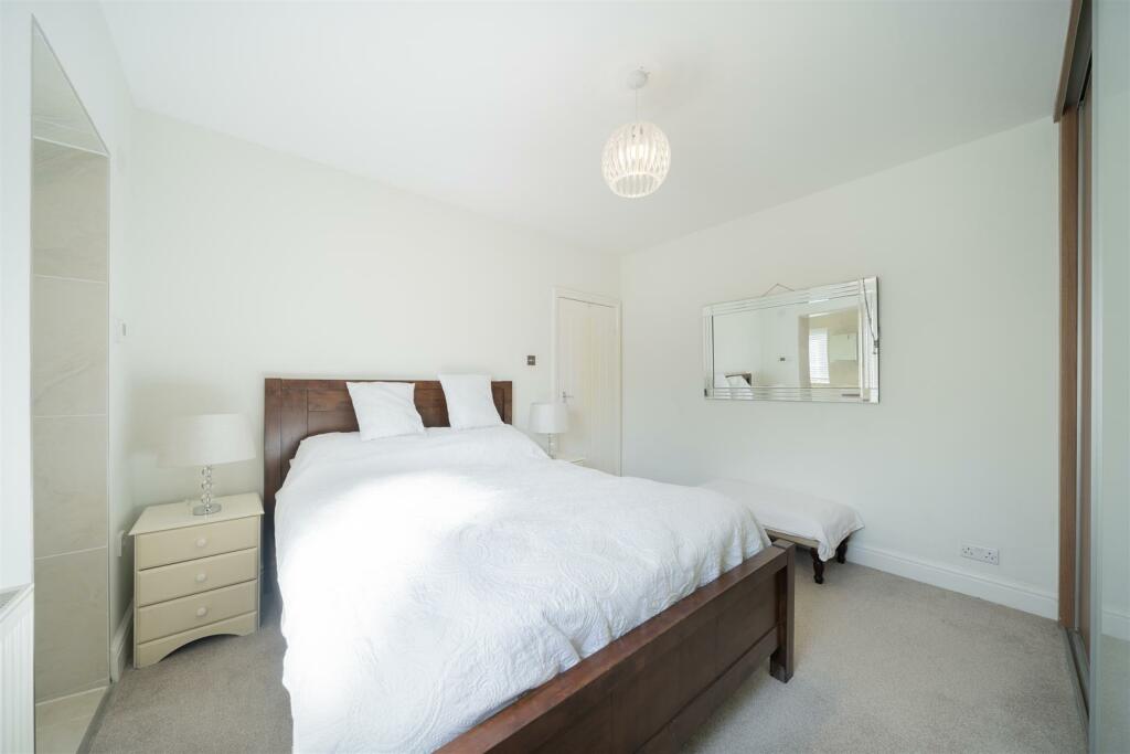 Additional image 20 of Woodland View, Childer Thornton, Cheshire