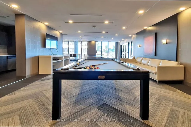 Additional image 19 of 51 East Liberty St Unit 901