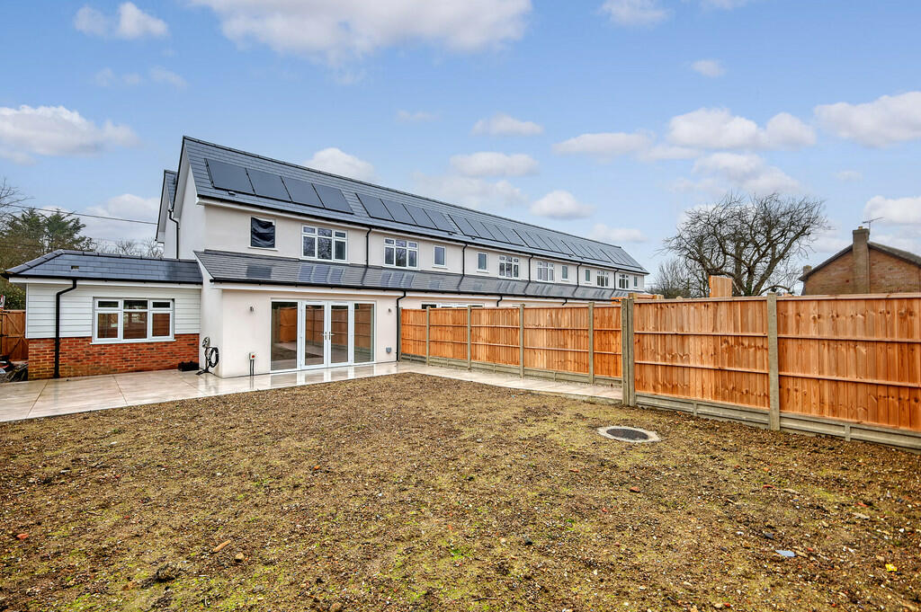 Additional image 15 of Mole Hill Green