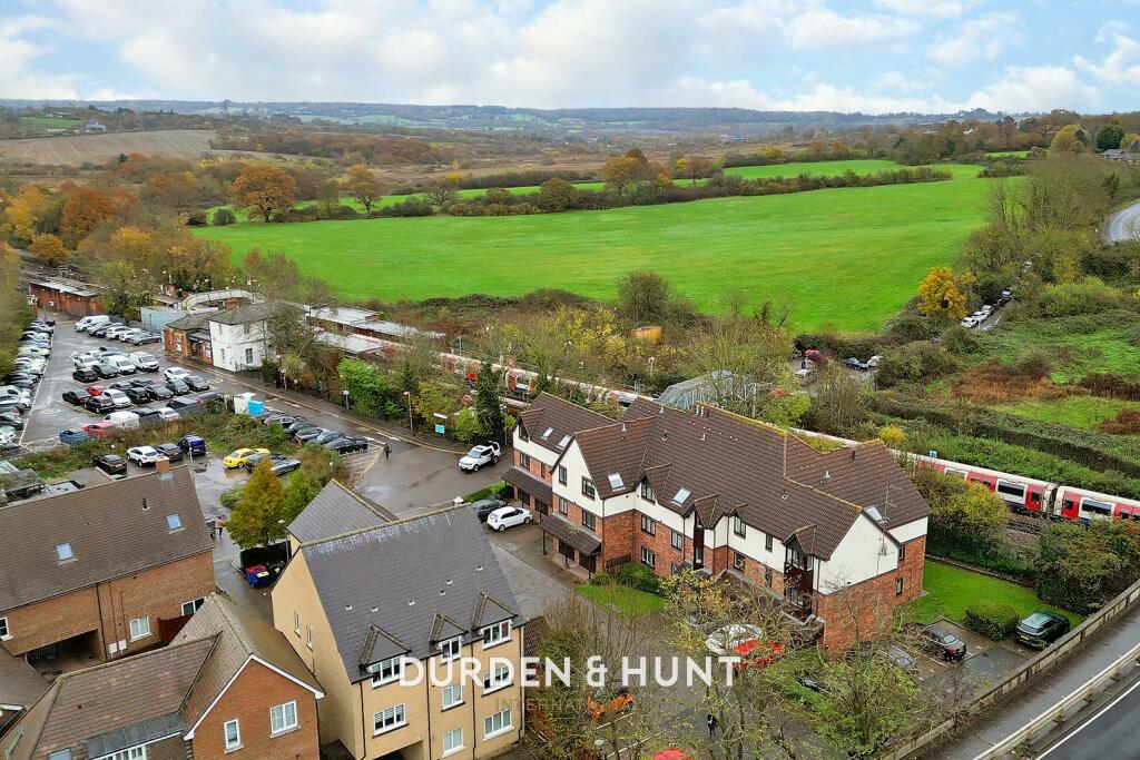 Additional image 13 of Theydon Gate, Station Approach, Theydon Bois, Epping, CM16