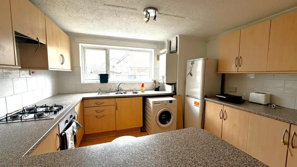 Additional image 2 of Othello Close, Colchester, Essex, CO4
