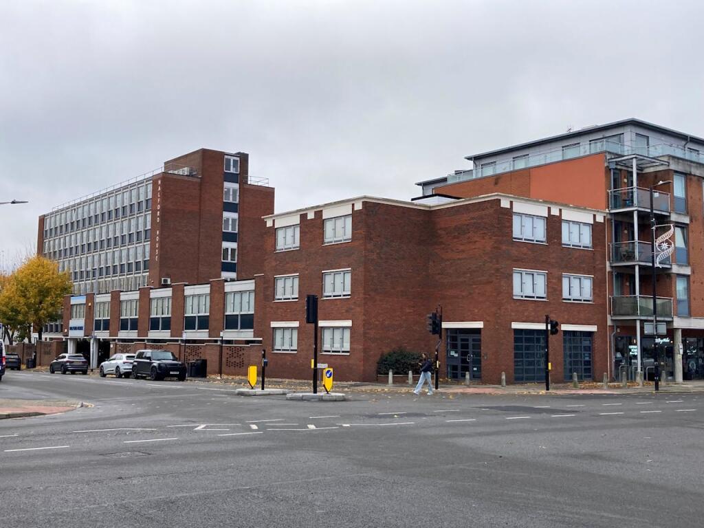 Additional image 5 of Coval House, Coval Lane, Chelmsford, CM1 1TD