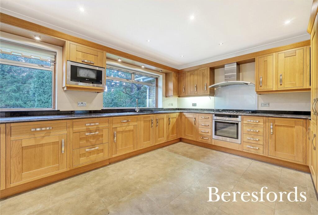 Additional image 22 of Spurgate, Hutton Mount, CM13