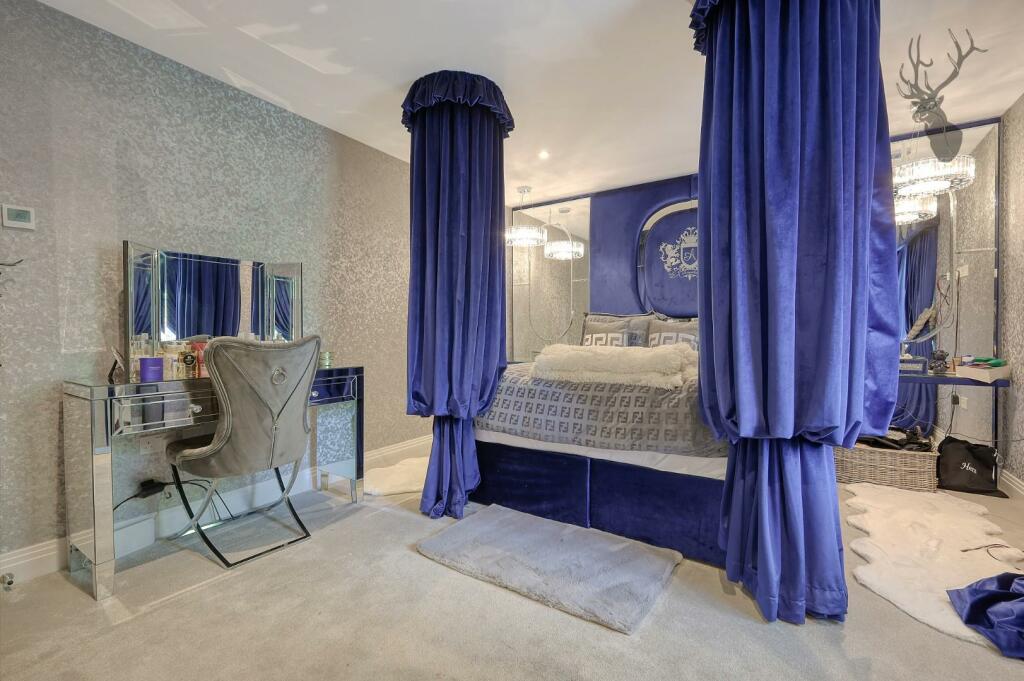 Additional image 10 of Coppice Row, Theydon Bois, Essex