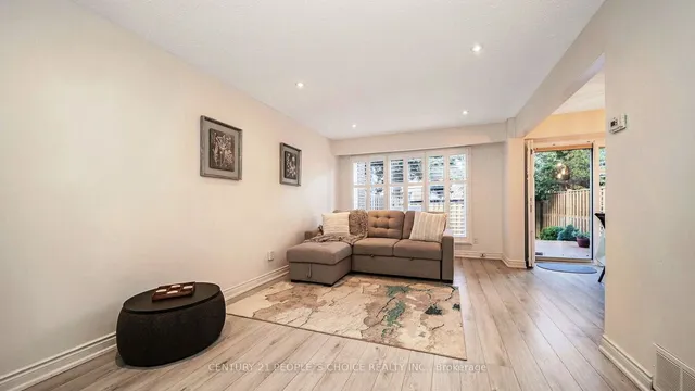 Additional image 9 of 197 Baronwood Crt