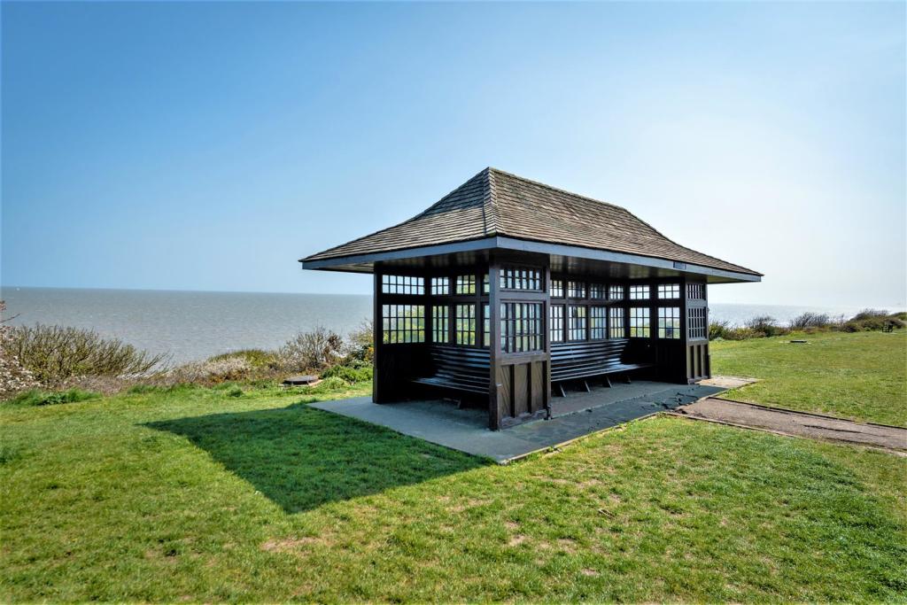 Additional image 22 of Winchester Road, Frinton-On-Sea