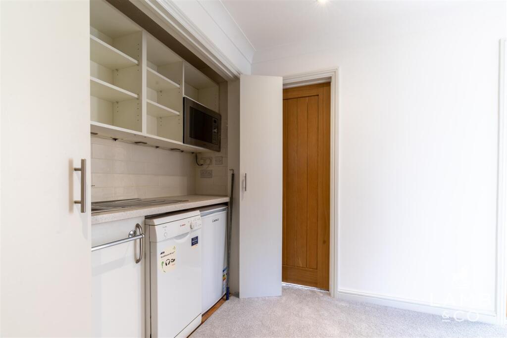 Additional image 16 of Seafront Position, Walton On The Naze