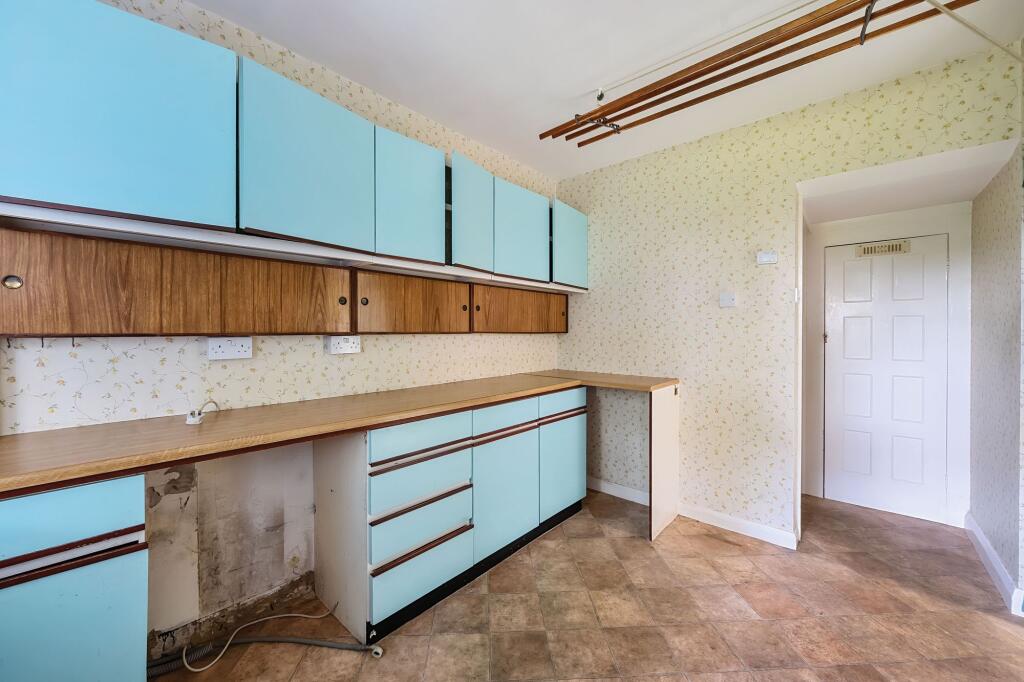 Additional image 20 of Court Hill, South Croydon, CR2