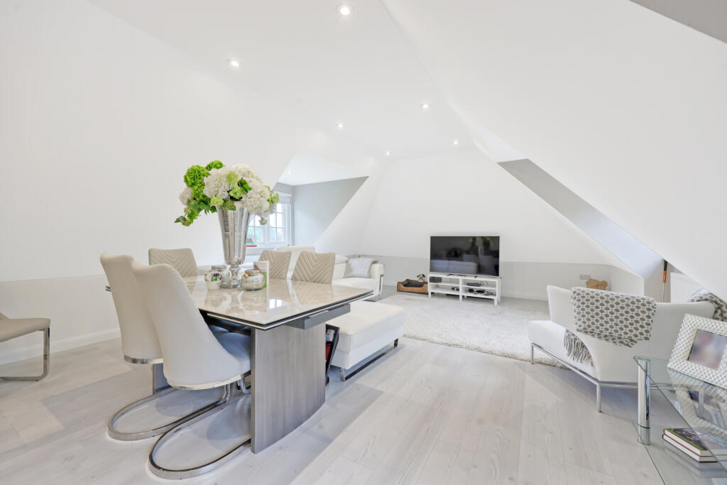 Additional image 30 of Beggar Hill, Fryerning, CM4