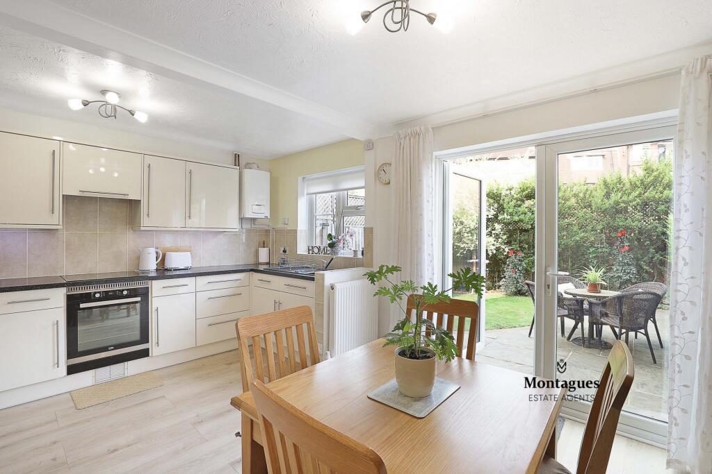 Additional image 25 of Slade End, Theydon Bois, CM16