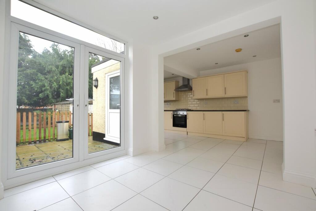 Additional image 5 of Jacksons Lane, Billericay, CM11