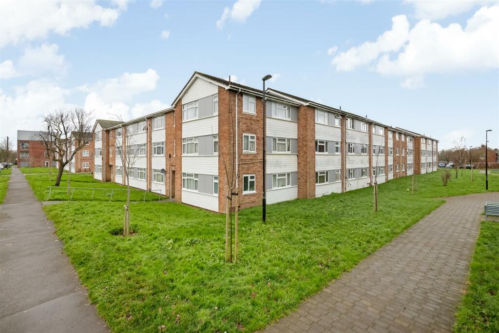 Additional image 13 of Goodenough Way, Coulsdon